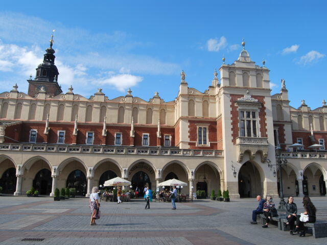 Discover Cracow – A City That Breathes Through the Centuries