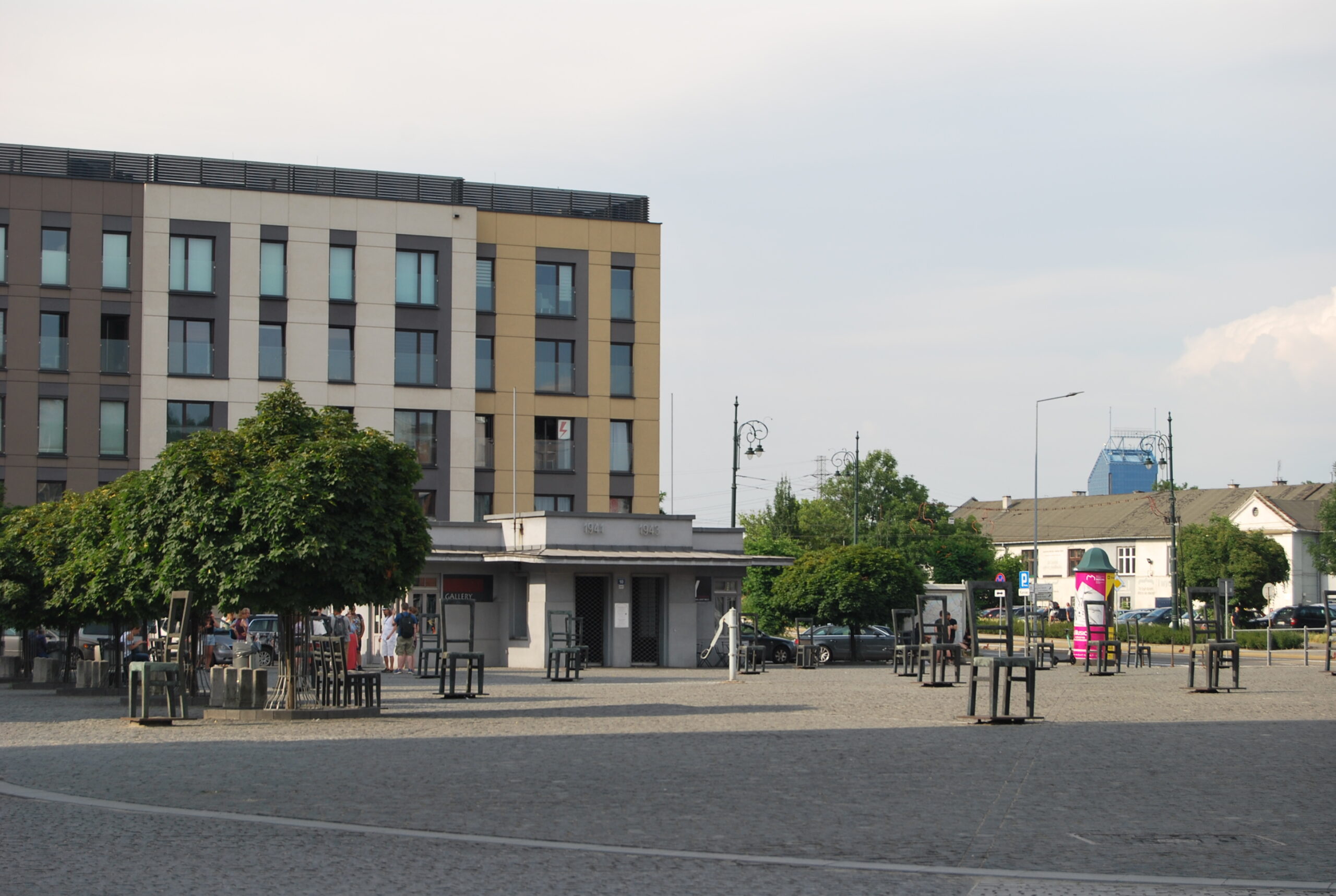 Plac Bohaterów Getta stolar